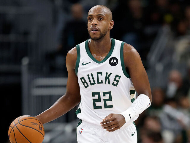 Khris Middleton será eliminado del once inicial